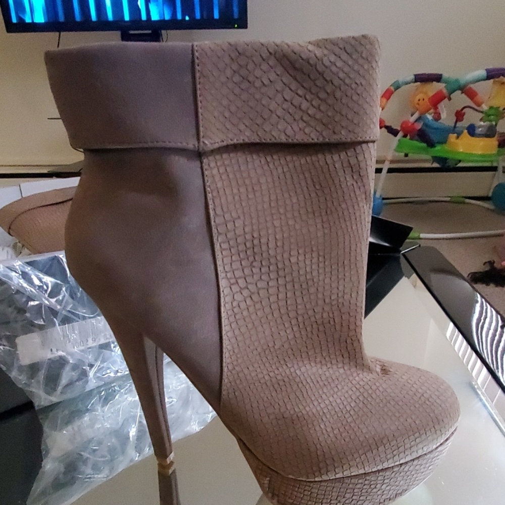 Booties!!! - Picture 2 of 3